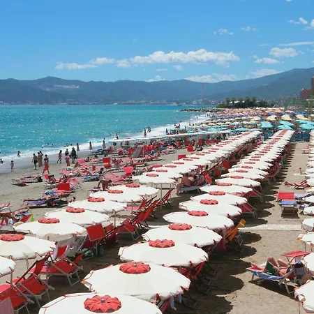 Apartment Goccia Di Mare 50m From The Sea - Happy *